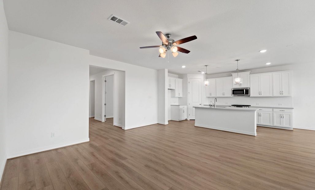 Sample product photo. Actual exterior and interior selections may vary by homesite. Photo may be
