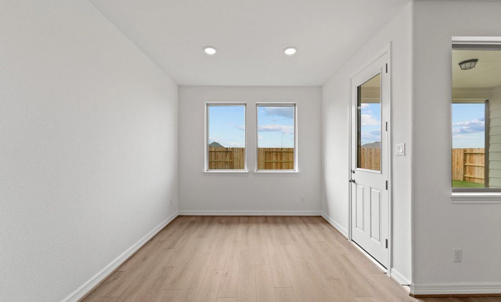 Sample product photo. Actual exterior and interior selections may vary by homesite. Photo may be