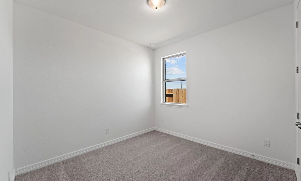 Sample product photo. Actual exterior and interior selections may vary by homesite. Photo may be