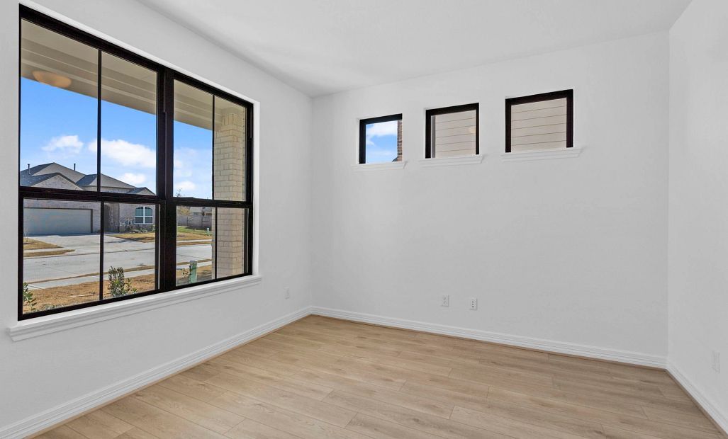 Sample product photo. Actual exterior and interior selections may vary by homesite. Photo may be