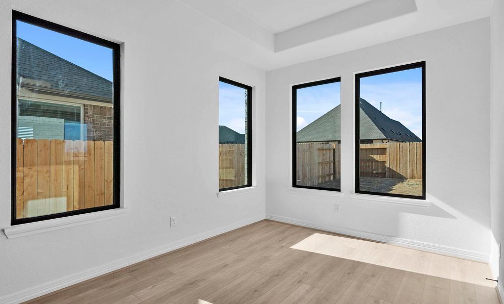 Sample product photo. Actual exterior and interior selections may vary by homesite. Photo may be