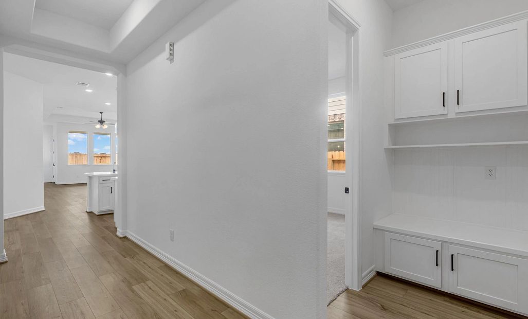 Sample product photo. Actual exterior and interior selections may vary by homesite. Photo may be
