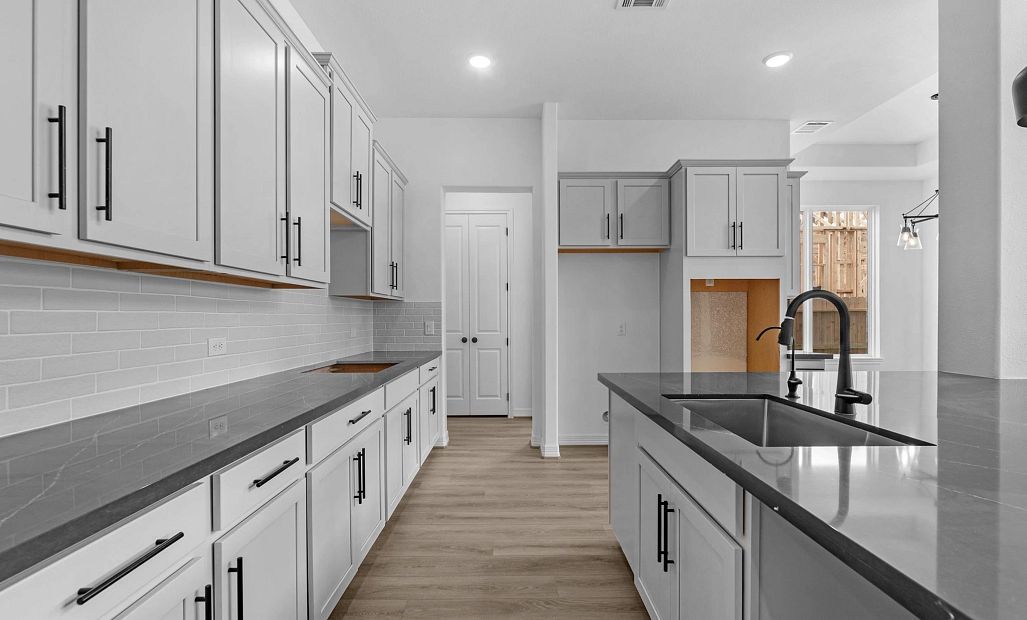 Sample product photo. Actual exterior and interior selections may vary by homesite. Photo may be