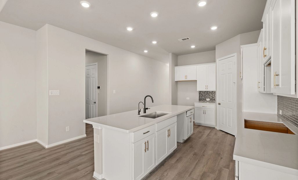 Sample product photo. Actual exterior and interior selections may vary by homesite. Photo may be