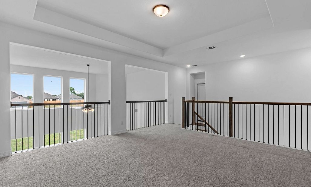 Sample product photo. Actual exterior and interior selections may vary by homesite. Photo may be