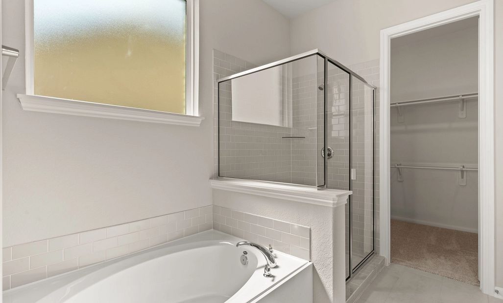 Sample product photo. Actual exterior and interior selections may vary by homesite. Photo may be