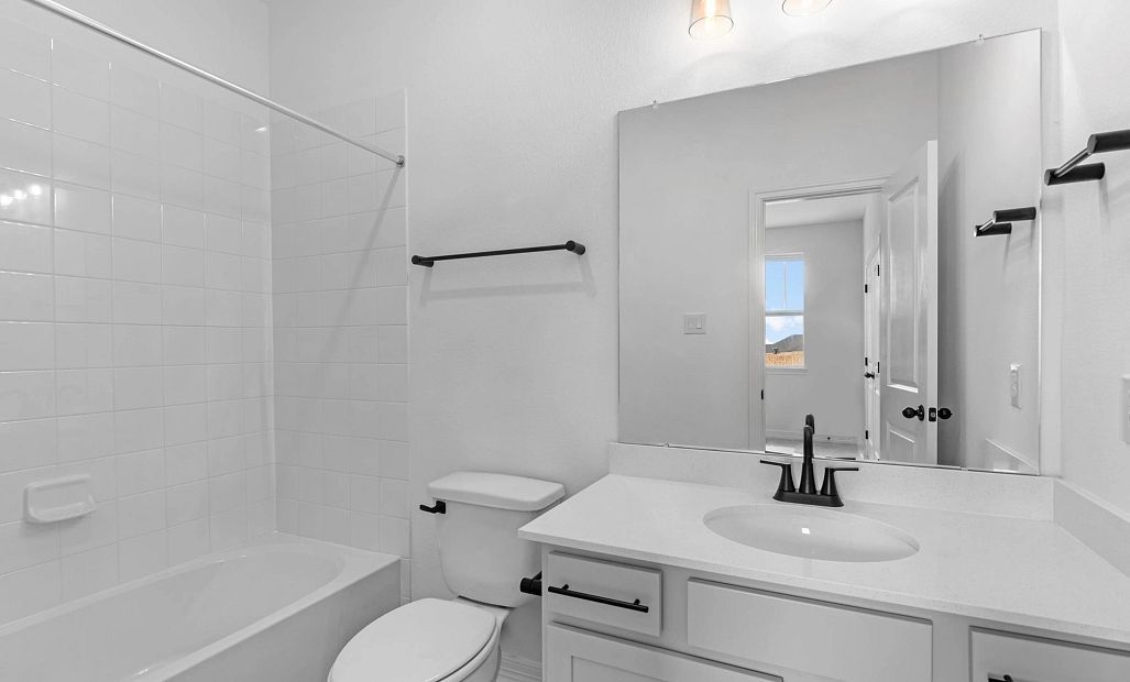 Sample product photo. Actual exterior and interior selections may vary by homesite. Photo may be