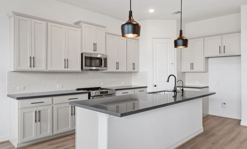 Sample product photo. Actual exterior and interior selections may vary by homesite. Photo may be