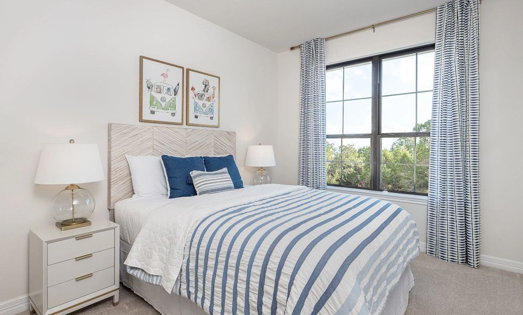 Sample product photo. Actual exterior and interior selections may vary by homesite. Photo may be