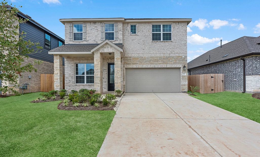 317 Redbud Ridge