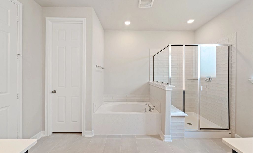 Primary bath. Note: Sample product photo - actual exterior and interior selections may vary by