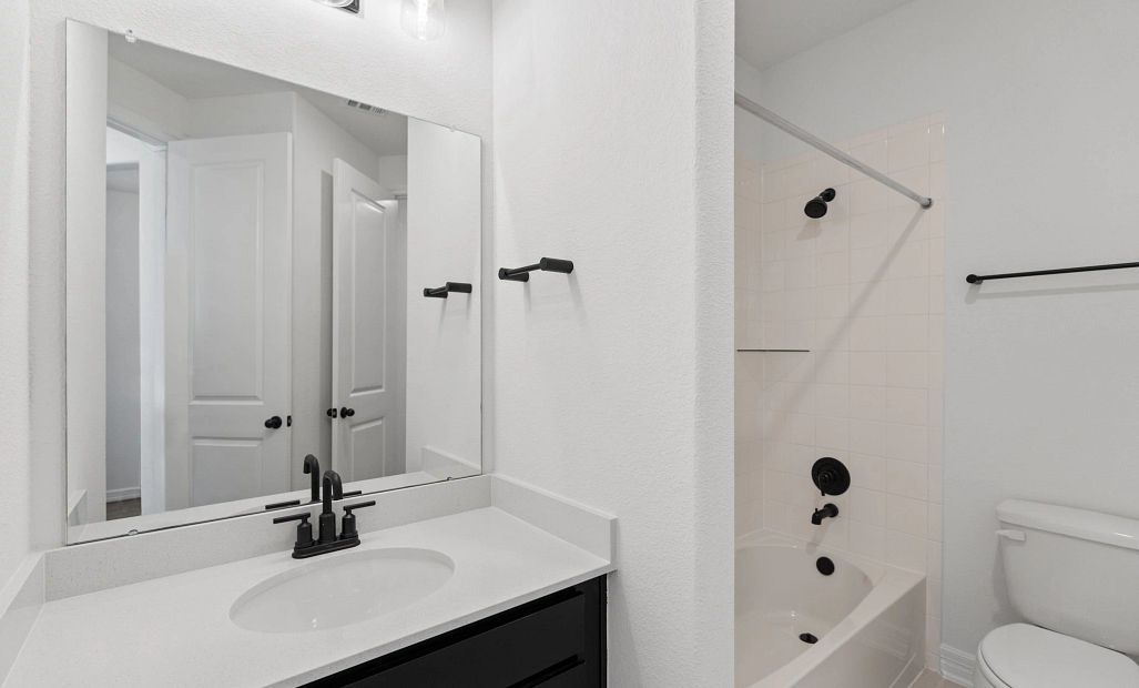 Sample product photo. Actual exterior and interior selections may vary by homesite. Photo may be
