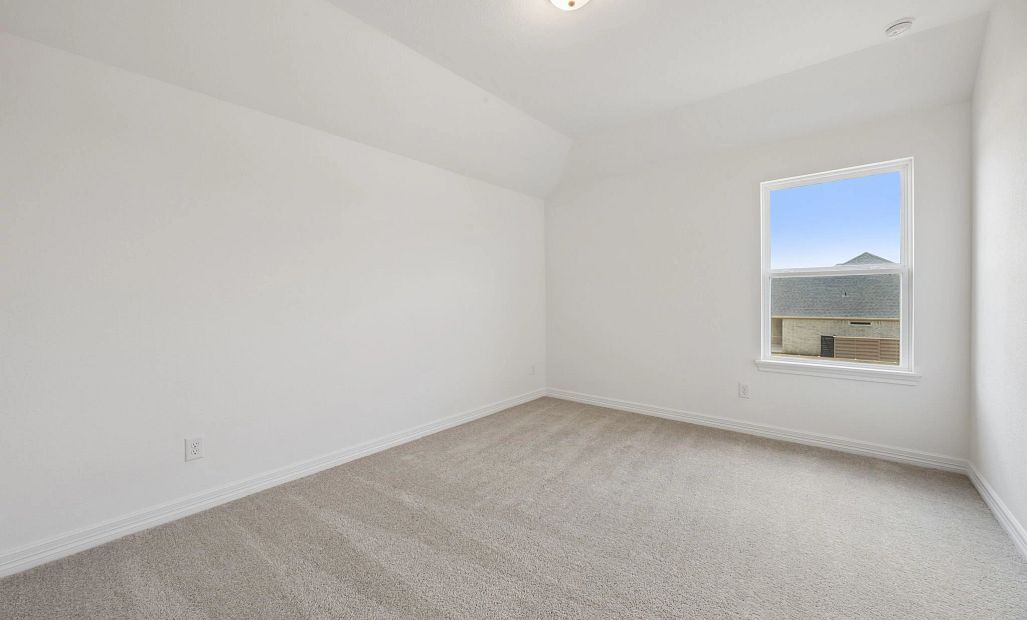Secondary bedroom