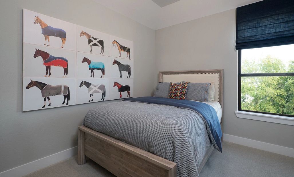 Secondary bedroom