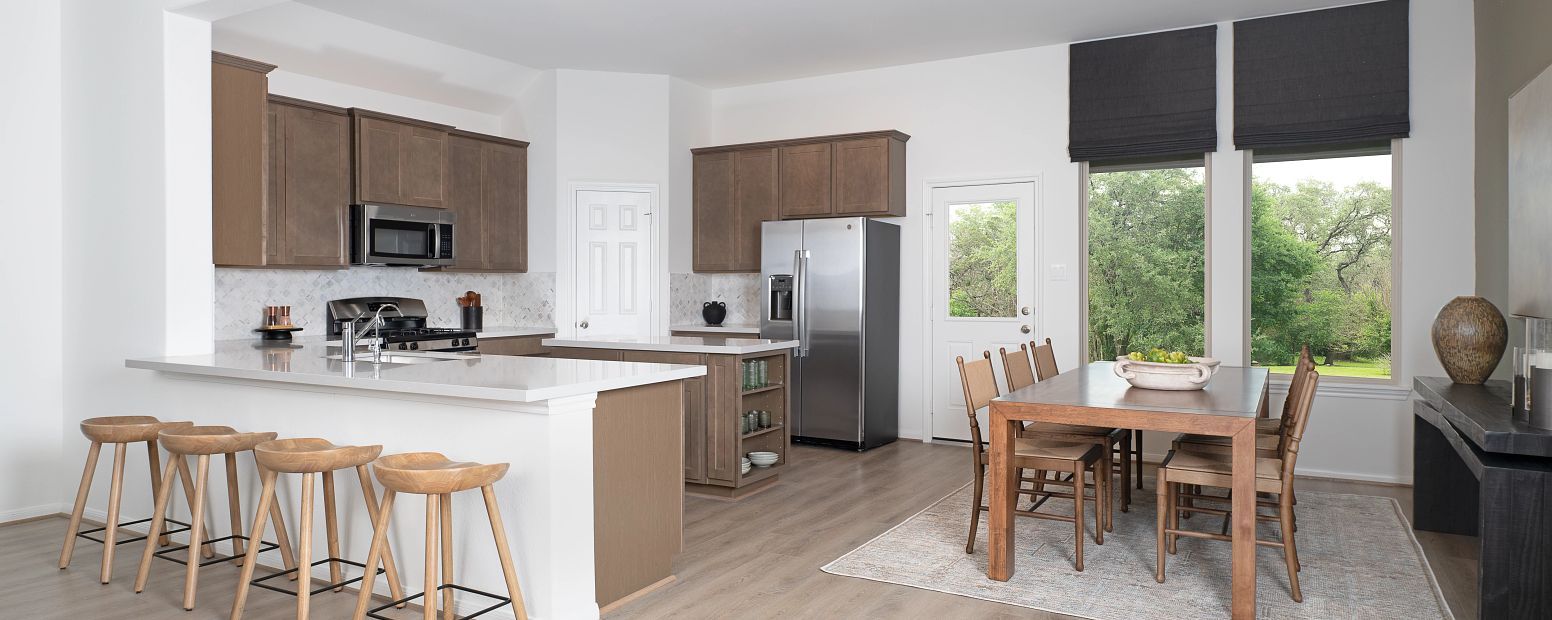 Cedar Pointe 50ft - Kitchen & Dining