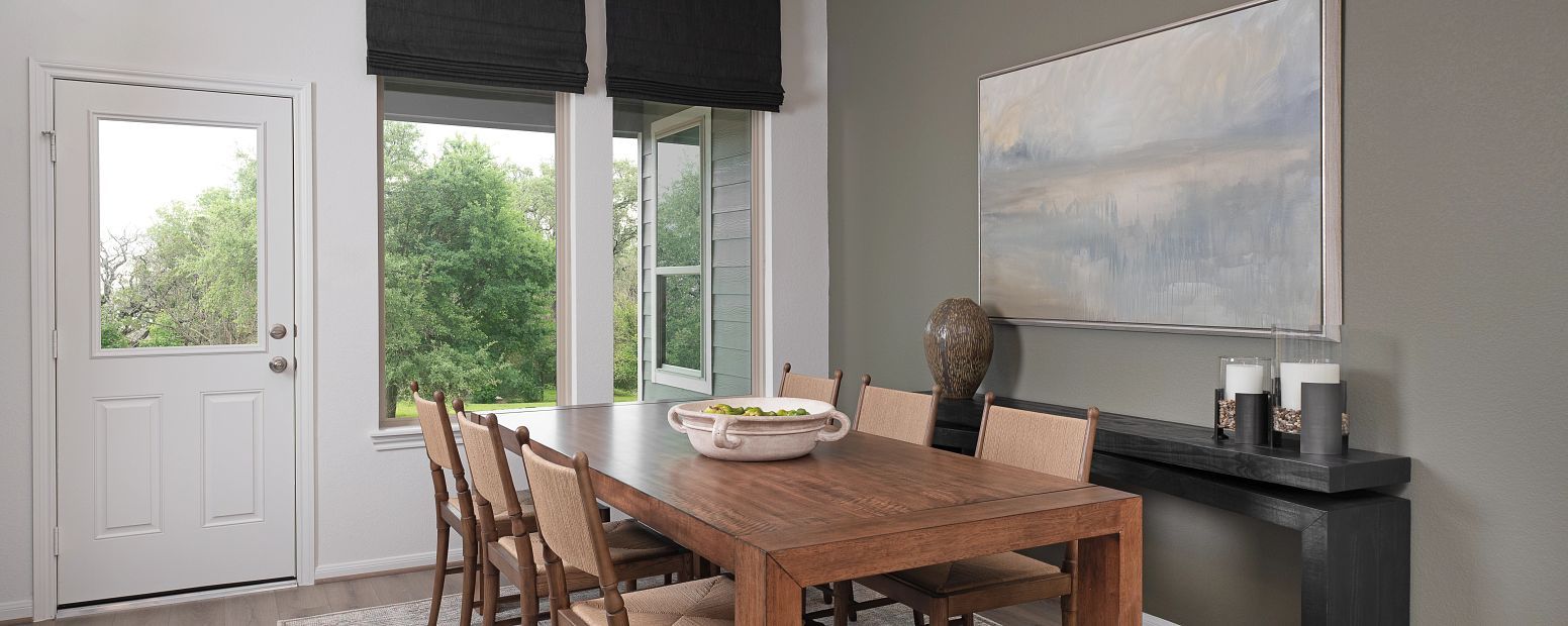 Cedar Pointe 50ft - Dining Room