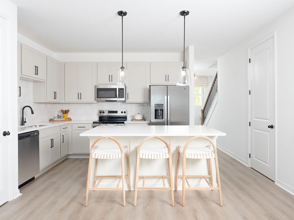 Catamaran Cove - Surf Interior Image 6