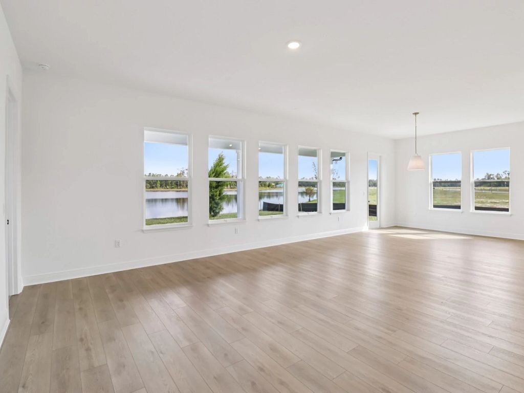 Ardisia Park - Erie Interior Image 6