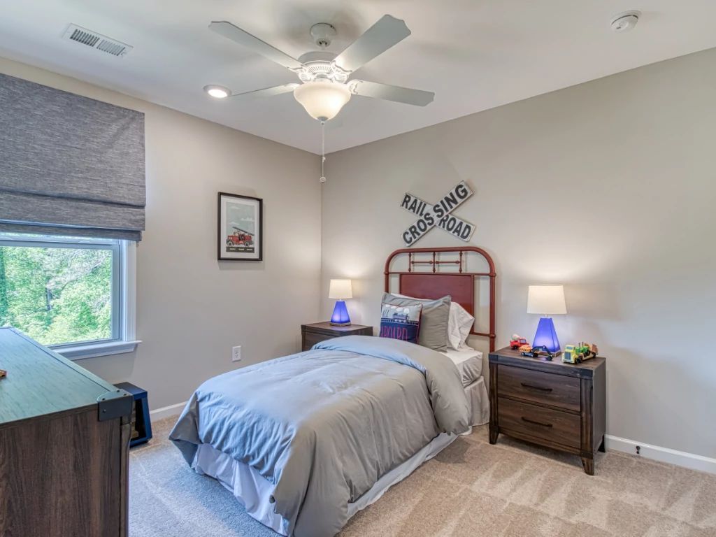 The Pointe at Heron Bay - Pearson Interior Image 8