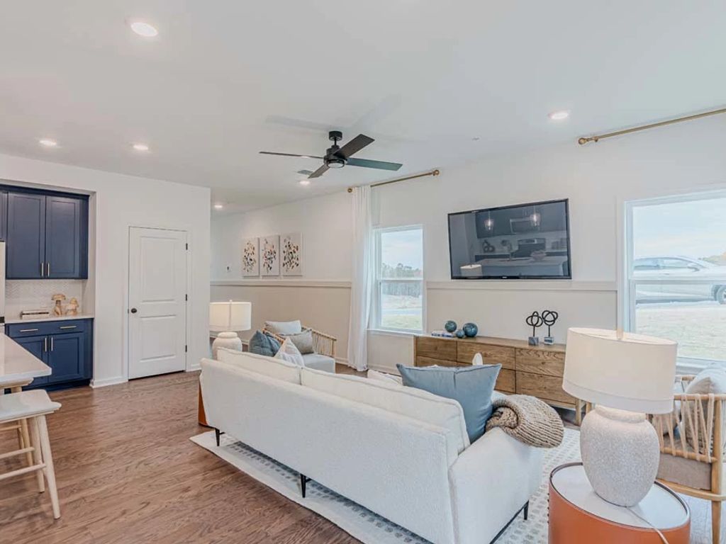 Leydenview - Marigold Interior Image 9