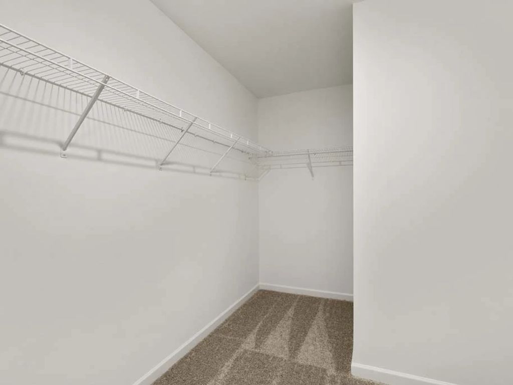 The Pointe at Heron Bay - Baker Interior Image 21
