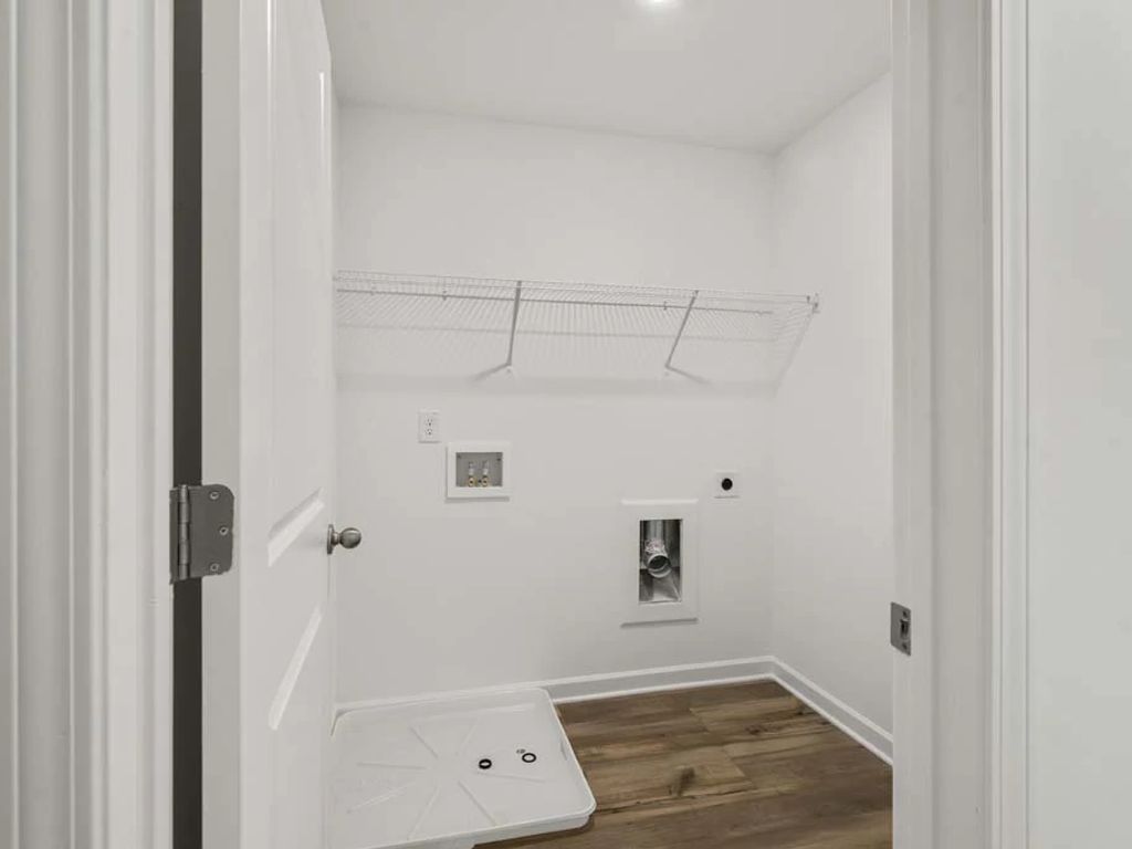 The Pointe at Heron Bay - Baker Interior Image 23