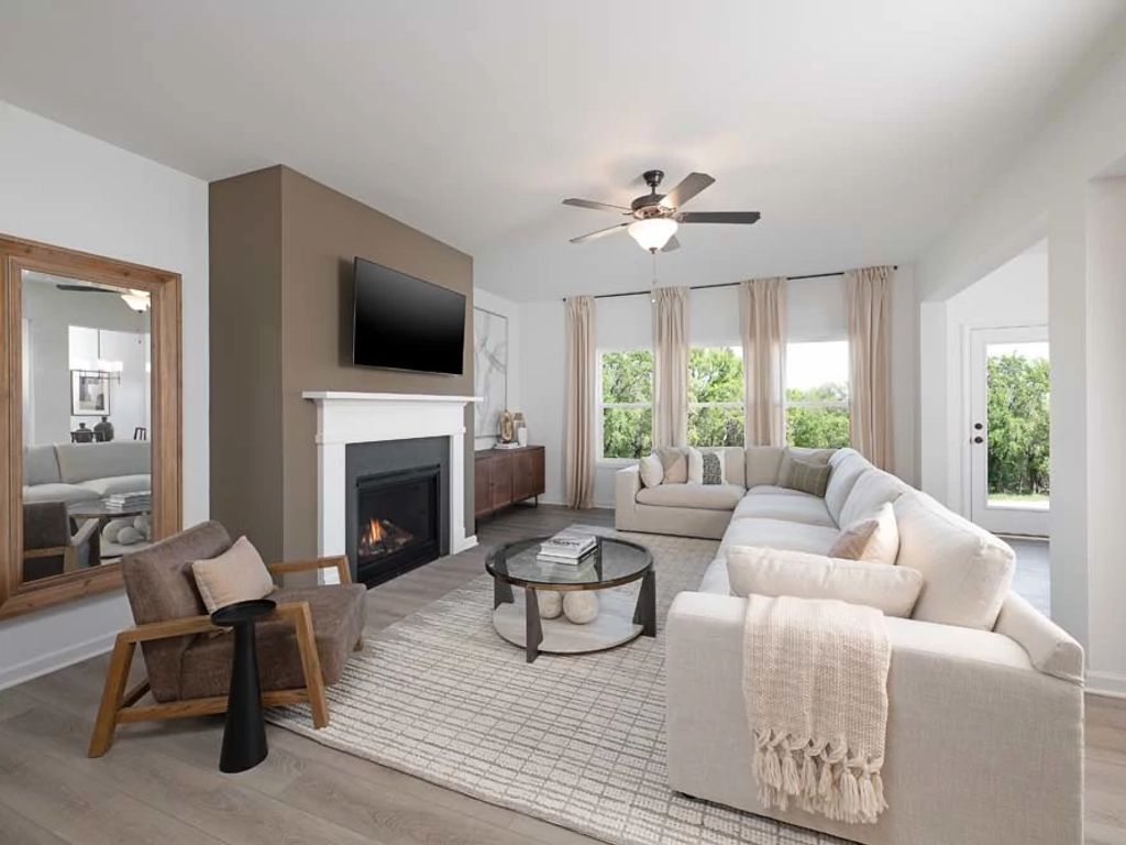 Langston Reserve - Pembroke Interior Image 3