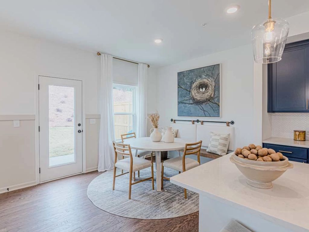 Leydenview - Marigold Interior Image 5