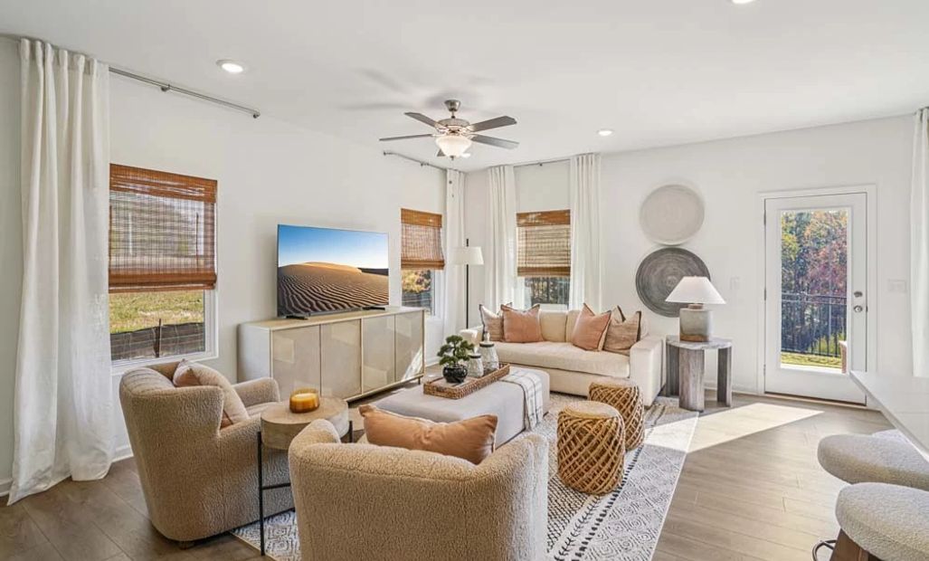 Sample Photo: Family Room