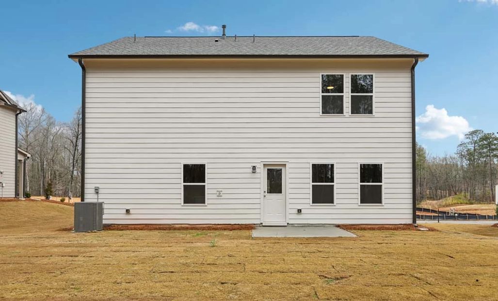 Sample Photo: Rear Exterior