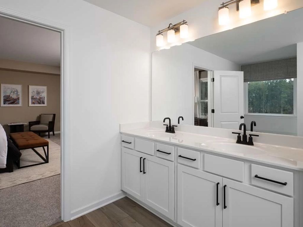 Arbors at Richland Creek - Hampstead Interior Image 7