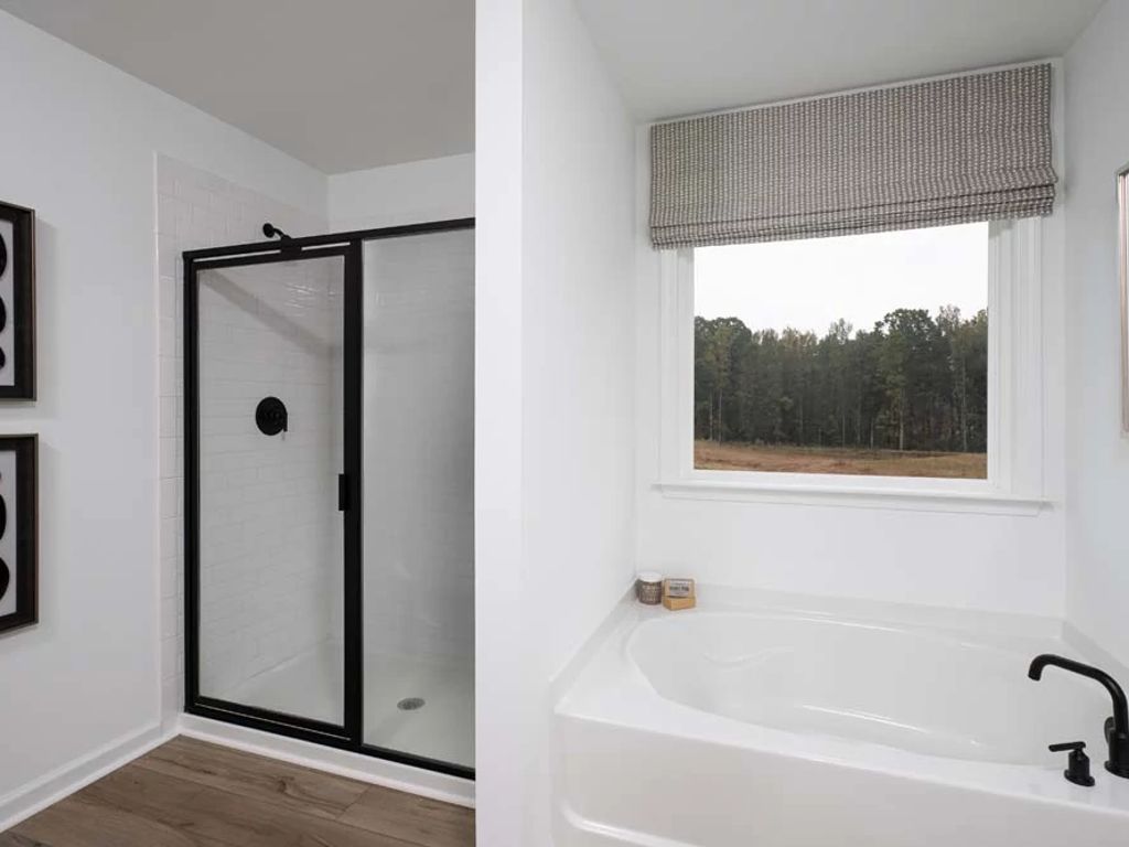 Arbors at Richland Creek - Hampstead Interior Image 8