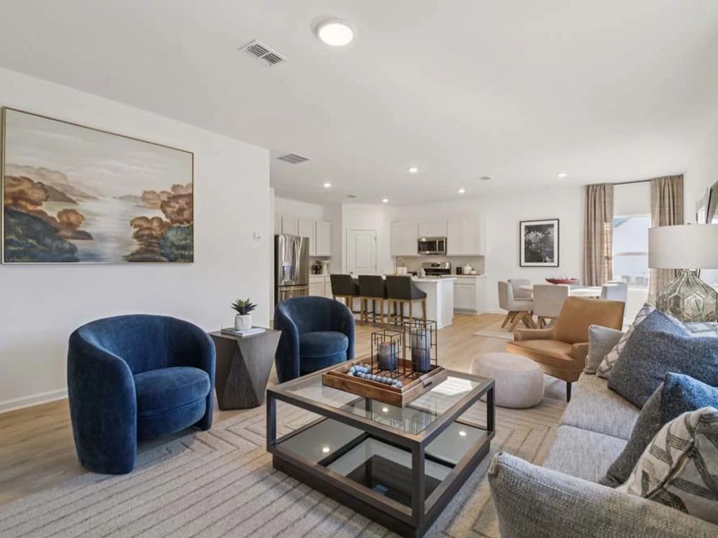 The Pointe at Heron Bay - Astrid Interior Image 4