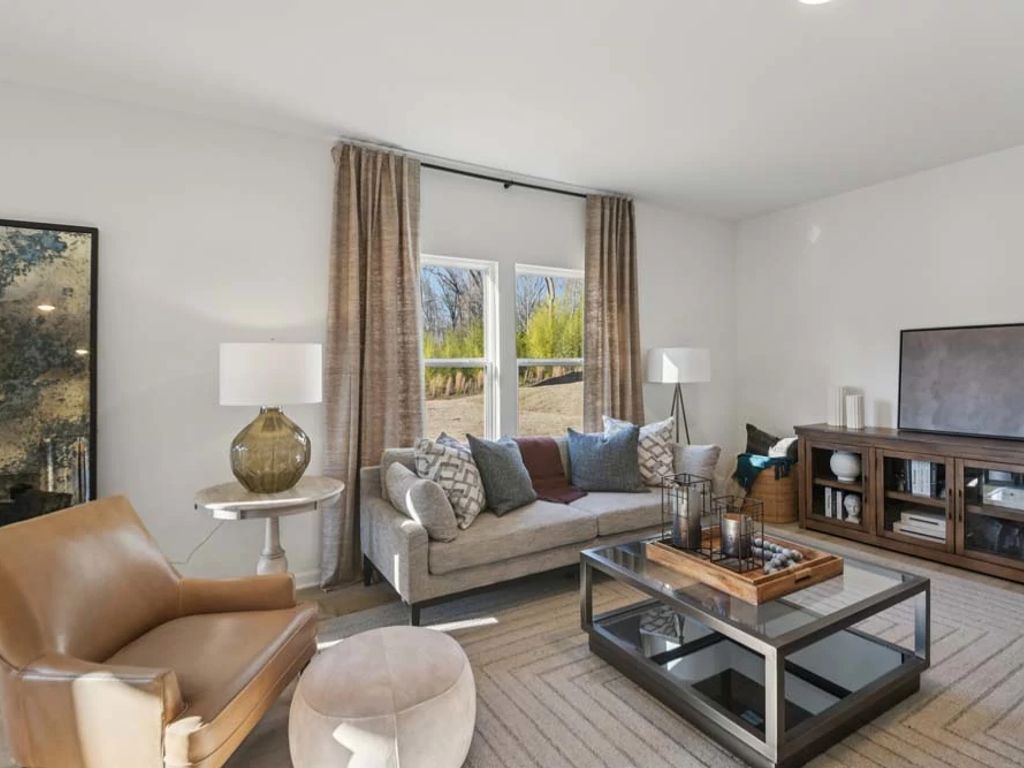The Pointe at Heron Bay - Astrid Interior Image 6