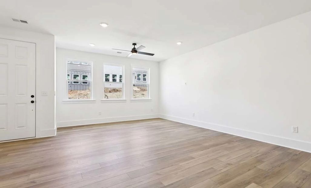Sample Photo: Family Room