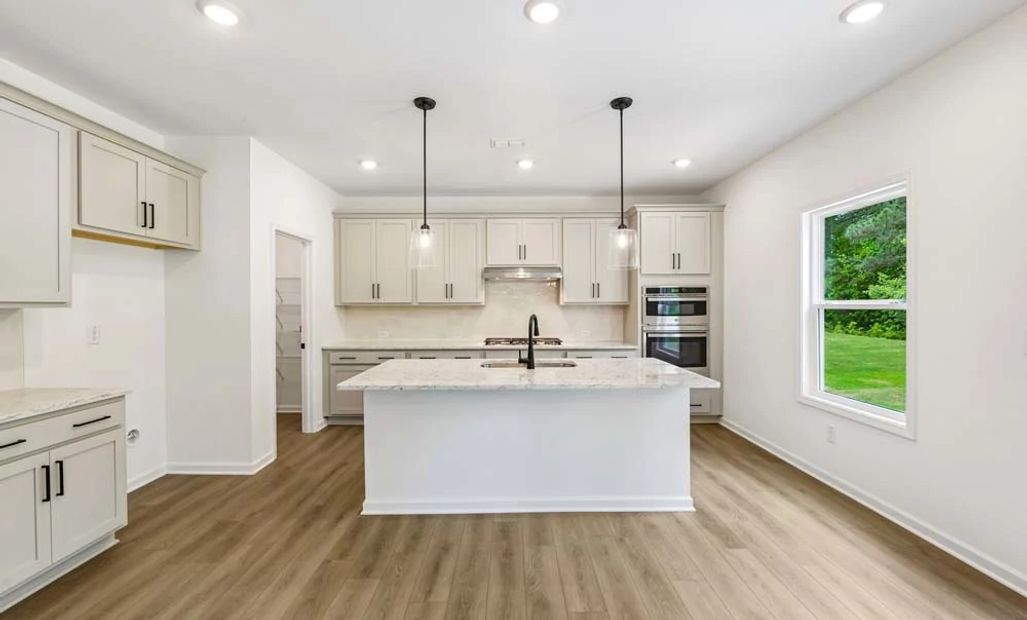 Sample Photo: Kitchen