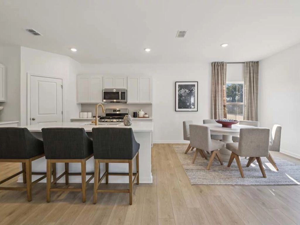 The Pointe at Heron Bay - Astrid Interior Image 10