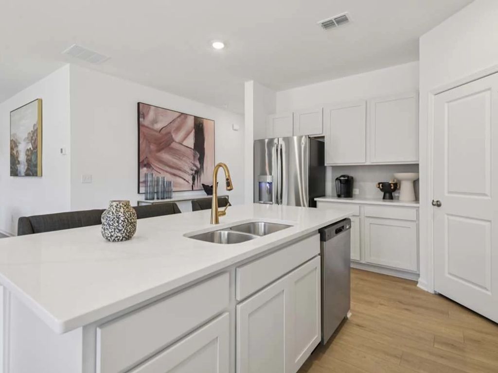 The Pointe at Heron Bay - Astrid Interior Image 16