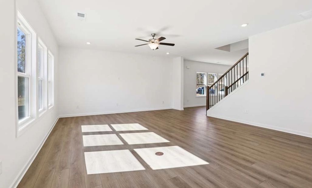Sample Photo: Family Room