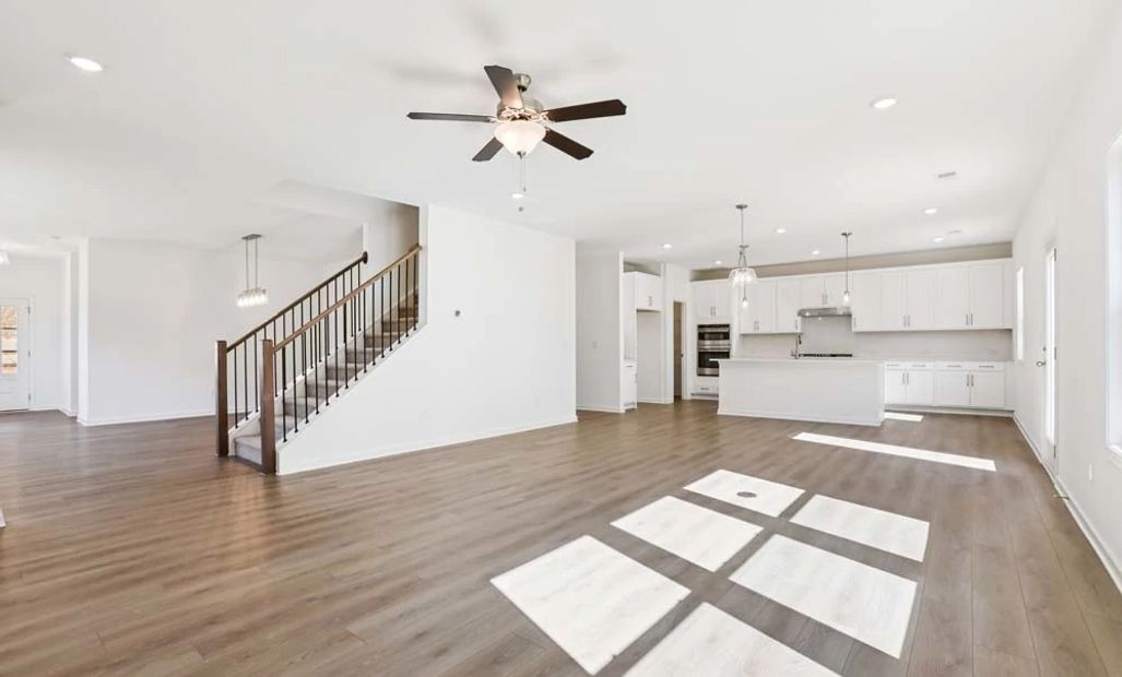 Sample Photo: Family Room