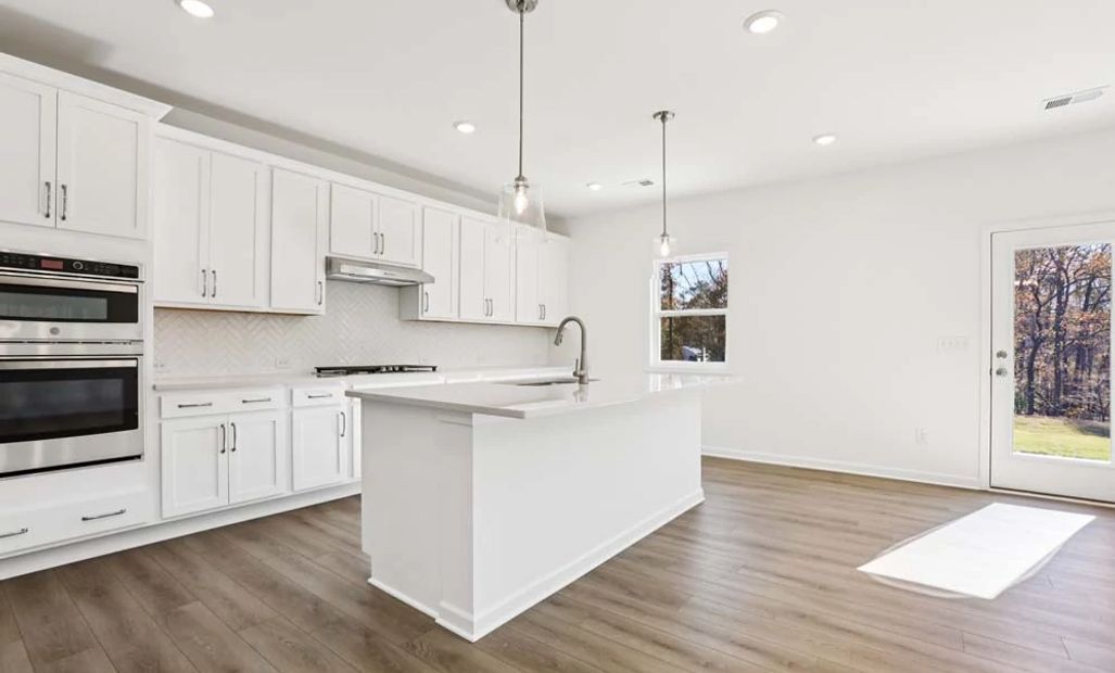 Sample Photo: Kitchen featuring Harmony Collection Finishes