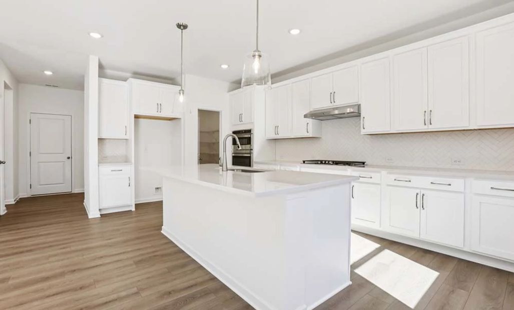 Sample Photo: Kitchen featuring Harmony Collection Finishes