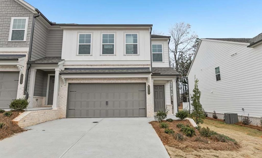 Sample Photo: Front Exterior