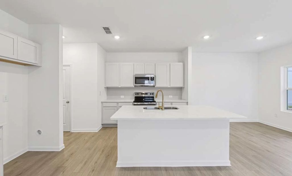 Sample Photo: Kitchen