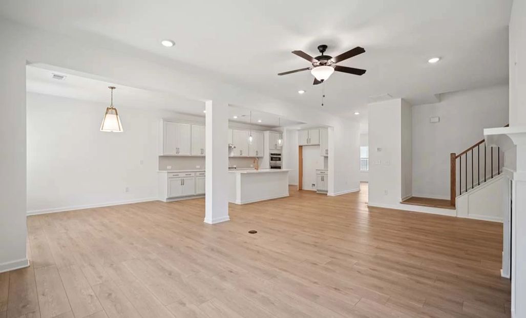 Sample Photo: Family Room