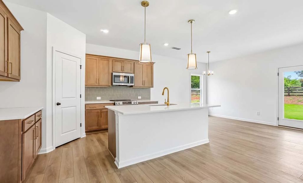 Sample Photo: Kitchen featuring Laguna Collection Finishes