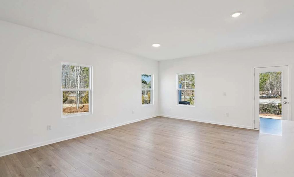 Sample Photo: Family Room