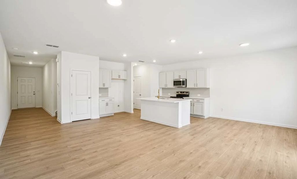 Sample Photo: Family Room
