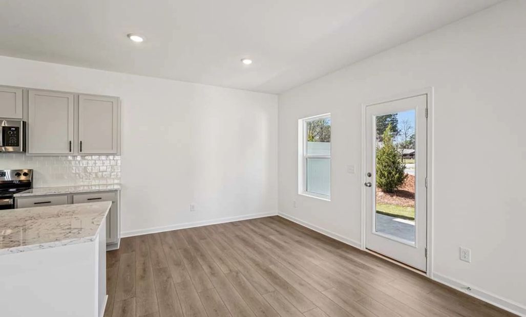Sample Photo: Breakfast Nook
