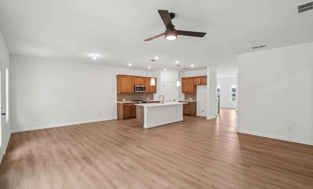 Sample Photo: Family Room